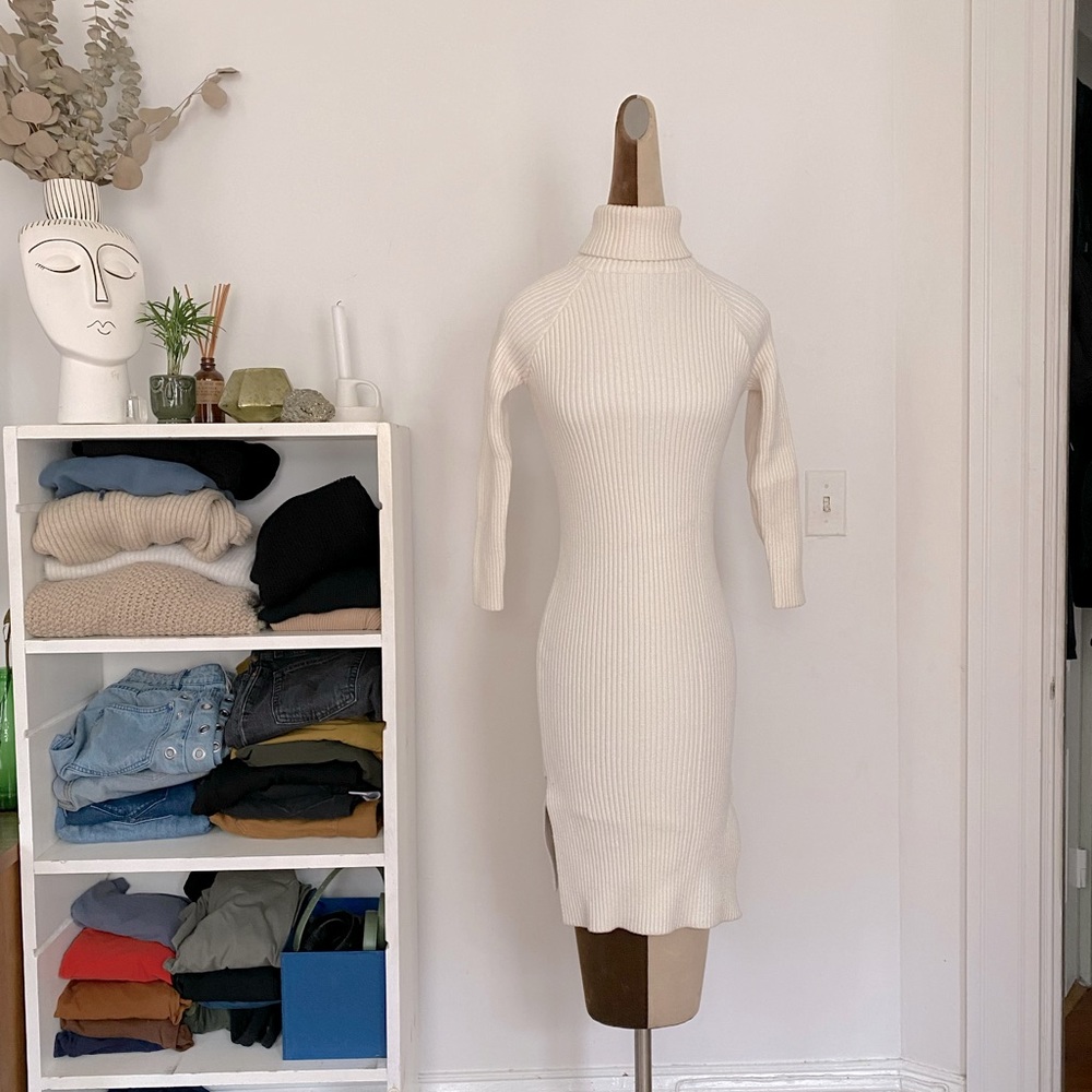 Beautiful Cream Midi Sweater Dress